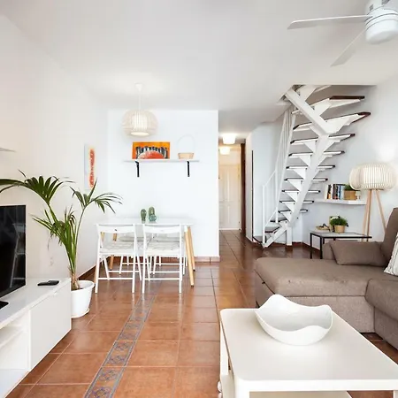 Duplex La Tosca By Sunkeyrents * كالاو سالفاجي